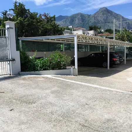 Mare Rosa Apartment *